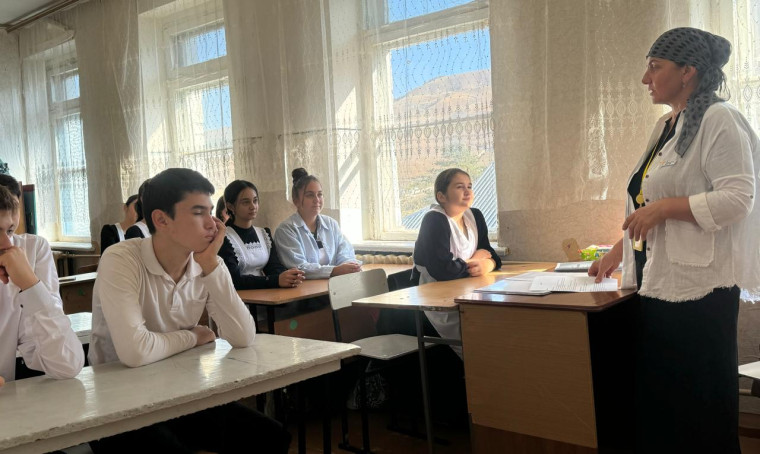 Отраслевое занятие «Россия аграрная: растениеводство, садоводство» в 9Б классе.