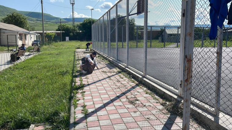 Третий день трудового лагеря.